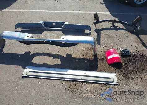 2004 Ford F-150 Stx/Xl/Xlt from USA, damaged, VIN 1FTRF12W54NB72689